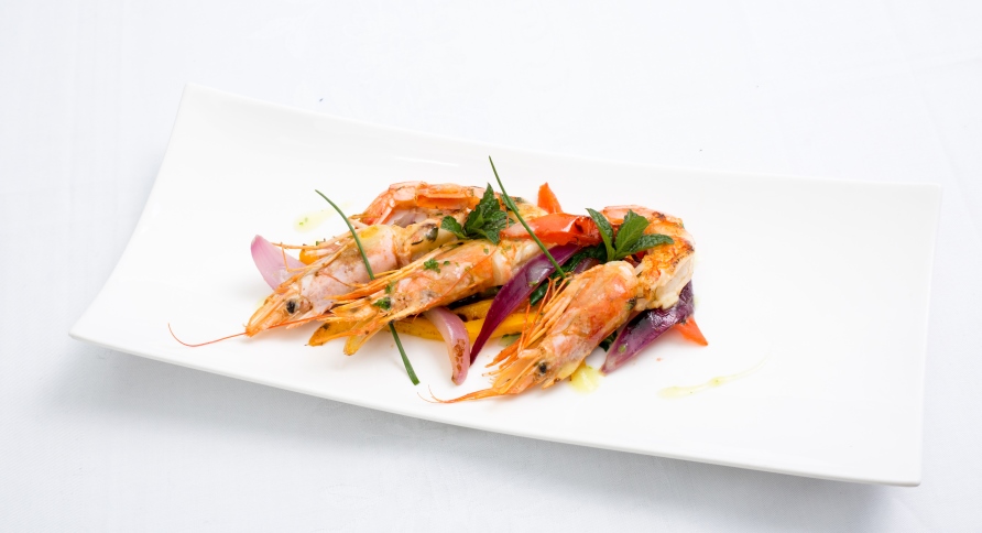 Gamberi e verdure: il pieno di magnesio, calcio e vitamina D