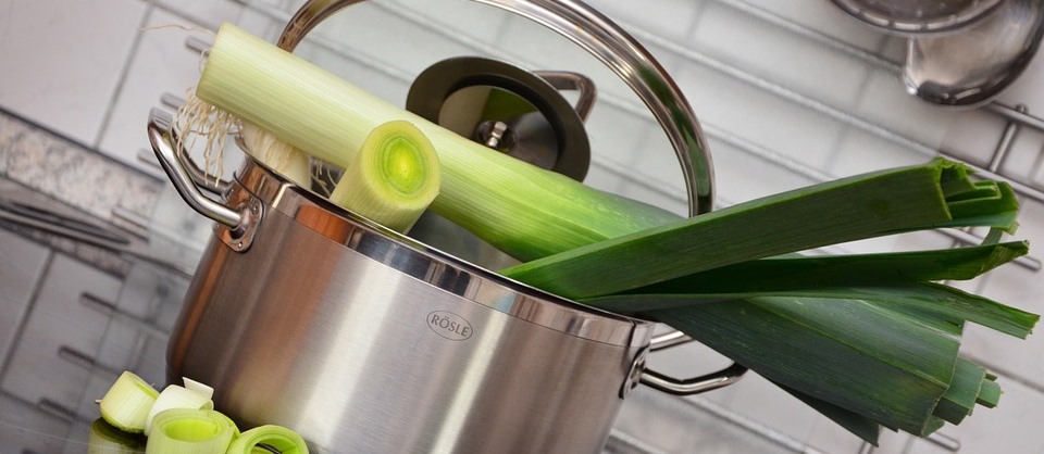 Pasta con crema di porri e speck: una delizia per il palato