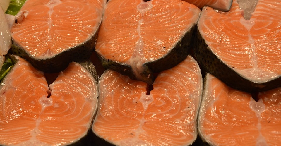 Caramella di salmone: un piatto ricco di omega-3