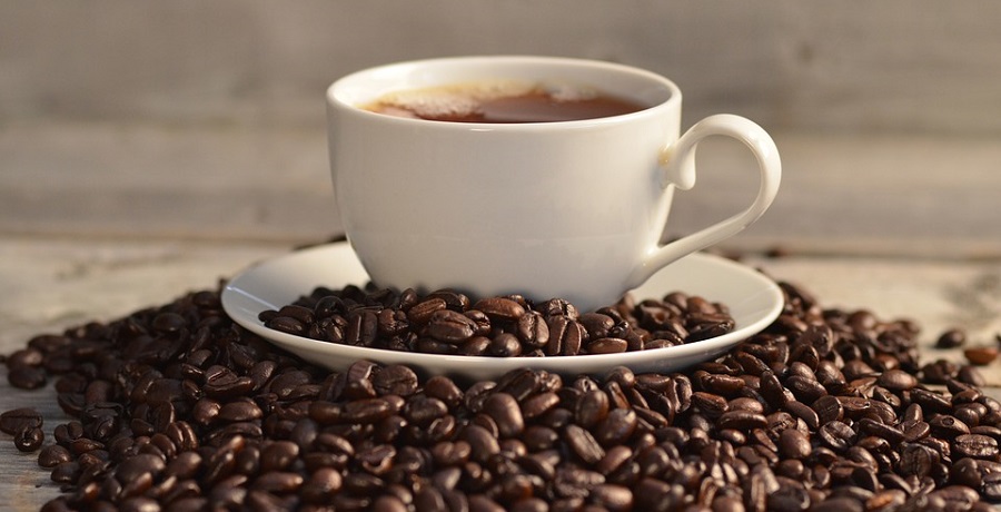 caffe-batte-dicerie-preso-con-moderazione-fa-bene